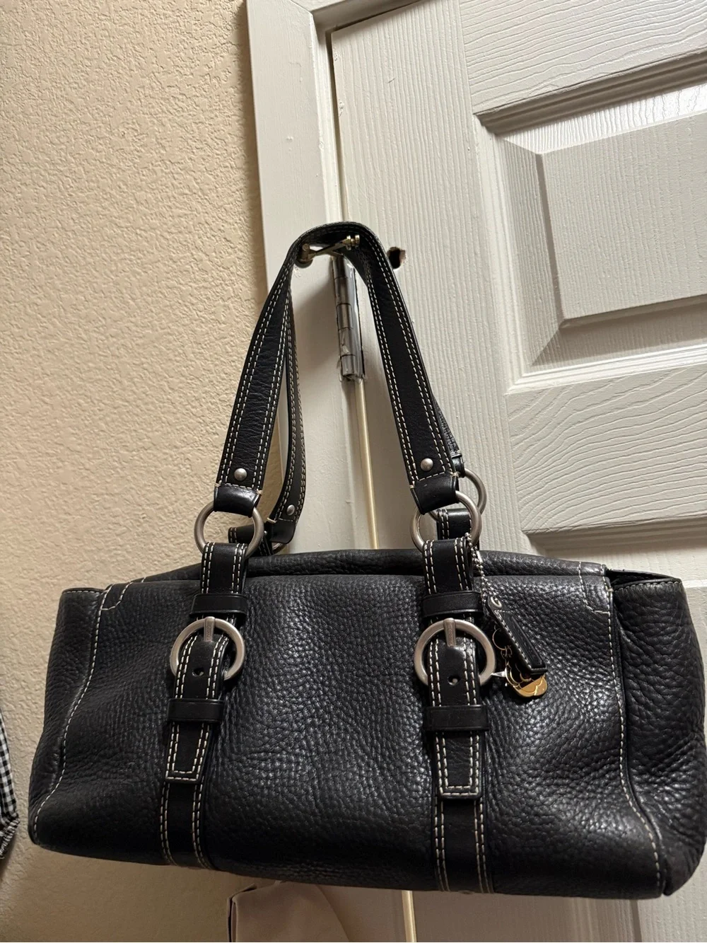 Coach Chelsea Vintage - Leather Shoulder Bag with Silver Hardware